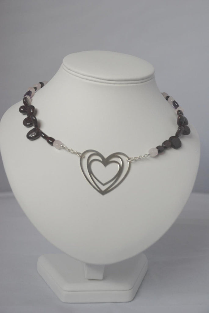 Rich in red & pink necklace