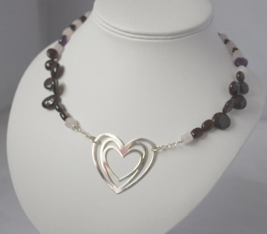 Rich in red & pink necklace