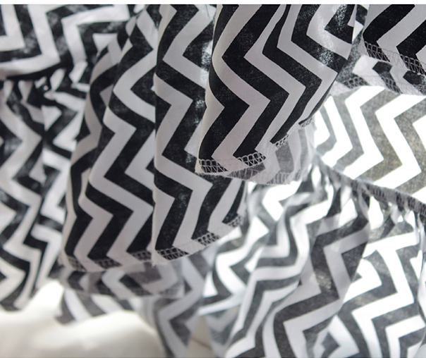 Zig zag printed tunic top