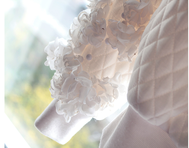 Quilted jumper jacket with artificial flowers
