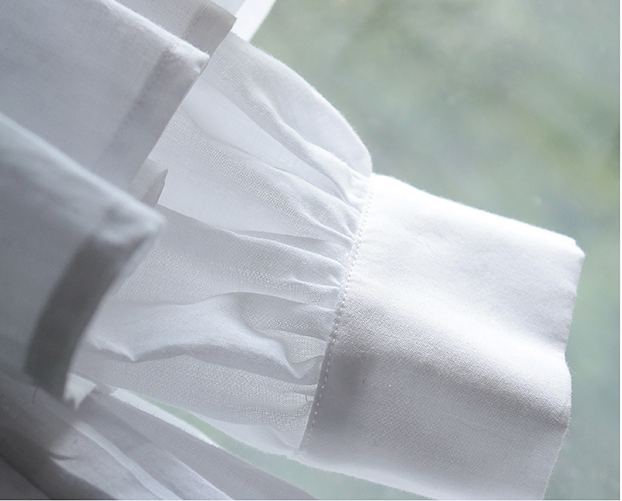 Cotton lolita dress with gathering on sleeves and open back