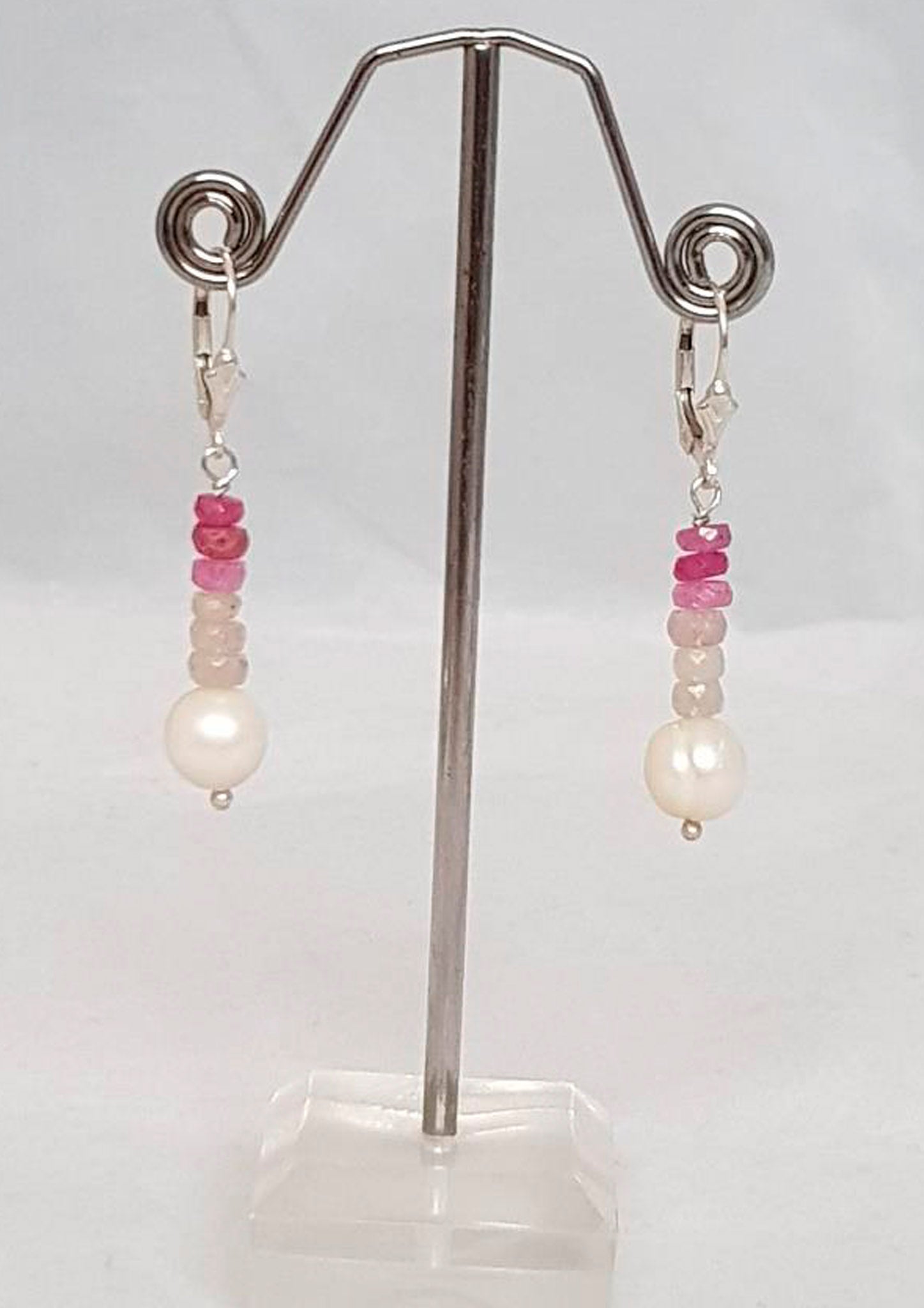Shades of pink Earrings